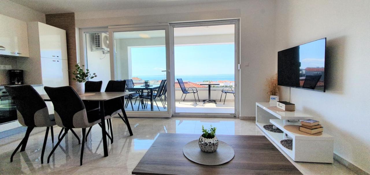 Seahorse Luxury Apartment With Pool And Sea View ノヴァリャ エクステリア 写真